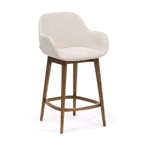 Béžová čalúnená barová stolička s podrúčkami (výška sedadla 66 cm) Konna – Kave Home vyobraziť