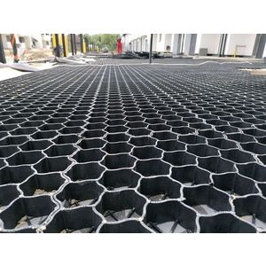 Zatrávňovacie dlaždice - 60x40x4 cm Rojaplast vyobraziť