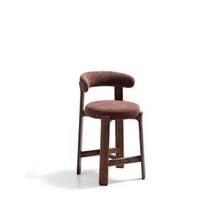 Hnedá/v tmavo prírodnej farbe barová stolička z jaseňového dreva (výška sedadla 65 cm) Granite – Kave Home vyobraziť