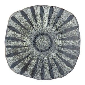 Sivý servírovací kameninový tanier ø 32 cm Ramie – Bloomingville vyobraziť