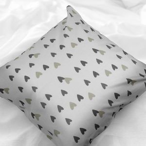 Polášek Bavlnená obliečka na vankúšik - Sivé srdiečka | 40 x 40 cm vyobraziť