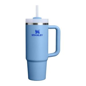 Modrá termoska so slamkou z nehrdzavejúcej ocele 890 ml Quencher H2.O FlowState™ Tumbler Blue Sky – Stanley vyobraziť