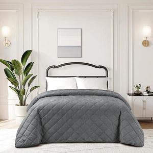 Prikrývka na posteľ Ela RQ-110 220x250 cm sivá vyobraziť
