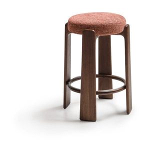 Barová stolička z jaseňového dreva v terakotovej farbe/v tmavo prírodnej farbe (výška sedadla 75 cm) Granite – Kave Home vyobraziť