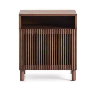 Tmavohnedý nočný stolík v dekore orecha s poličkami Beyla – Kave Home vyobraziť