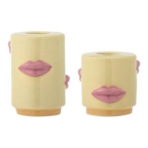 Kameninové svietniky v súprave 2 ks Sassy – Bloomingville vyobraziť