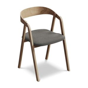 Sivé jedálenské kreslo z masívneho dreva Erika – Makamii vyobraziť