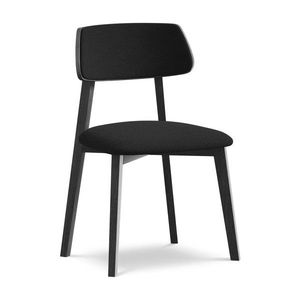 Čierna jedálenská stolička z masívneho dreva Niu – Makamii vyobraziť