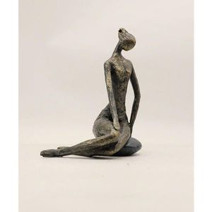 Figúrky & sošky vyobraziť