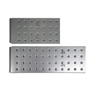 Protiskluzová oceľová doska pre sklopný rebrík vyobraziť