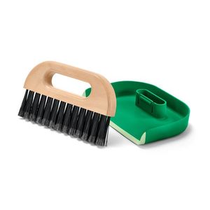 Zmeták s lopatkou vyobraziť