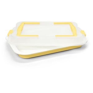 Plech na pečenie s vekom na prenášanie vyobraziť