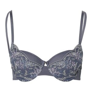 Podprsenka s košíčkami vyobraziť