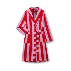 Dámsky župan vyobraziť