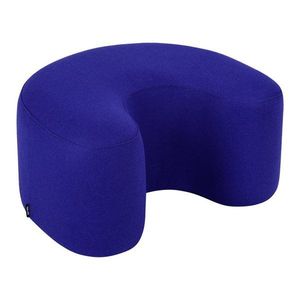 Modrý vlnený taburet Ü – noo.ma vyobraziť