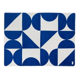 Modrá/krémovobiela deka 150x200 cm Tul – noo.ma vyobraziť